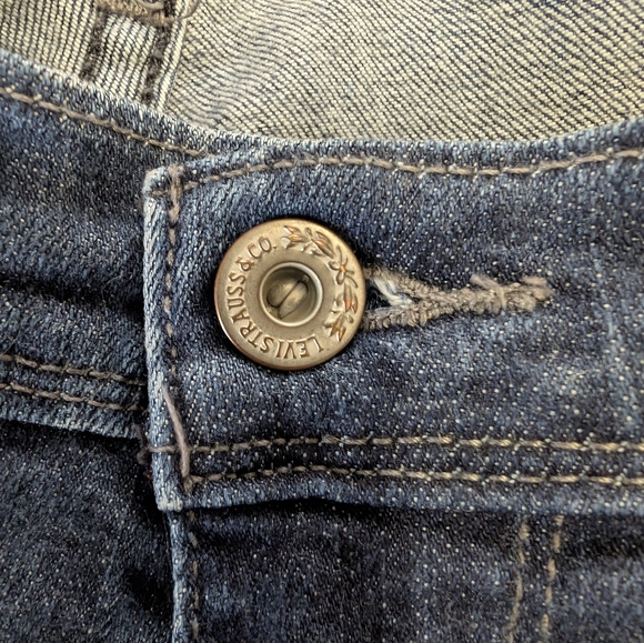 Levi's 515 Women's Bootcut Jeans Size 30x32 (10) - Picture 7 of 9